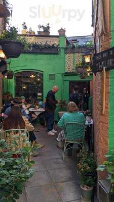 Mali Vegan Thai Restaurant