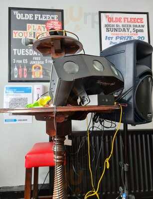 The Ye Olde Fleece Pub