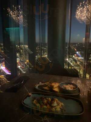 3sixty Champagne Lounge