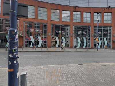Cake Box - Arndale Centre