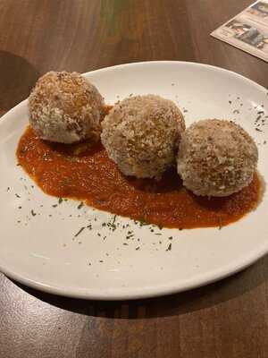 Pitigliano Italian Restaurant & Bar