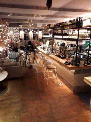 Megan's In The Hamlet Restaurant (dulwich)