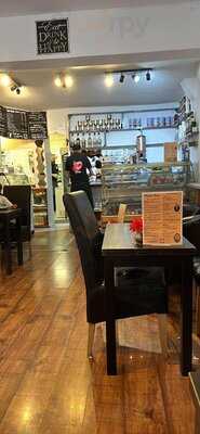 Zayn's Coffee Shop
