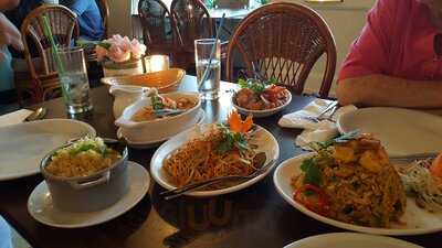 Dawinee Thai Restaurant