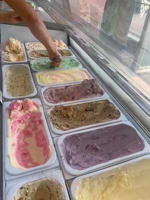 Truly Scrumptious Luxury Ice Creams And Desserts