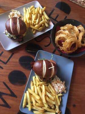 The Woodshed Burger Co