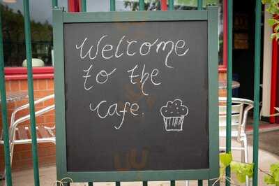 Evergreen Community Book Cafe