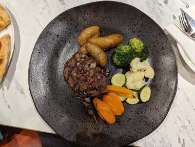 Belluccis Restaurant