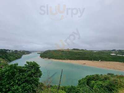 Fern Pit Cafe & Ferry