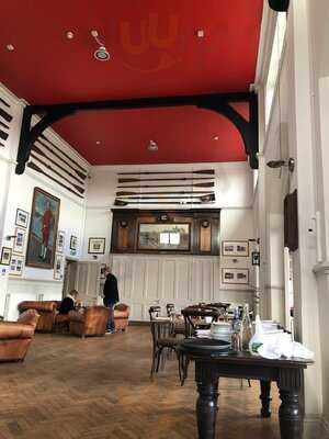 Riverside Thames Rowing Club