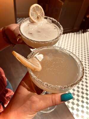 Traitors Gate Tower Hill Pub