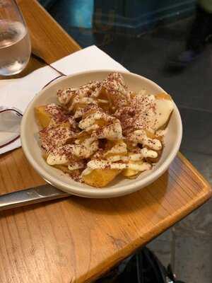 The Queen's Chew Magna