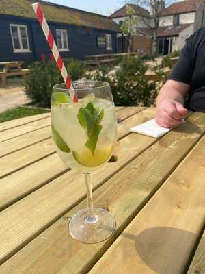 The Queen's Chew Magna