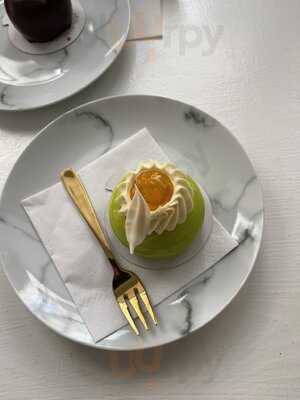 Edible Art Patisserie Bath