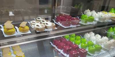 Edible Art Patisserie Bath