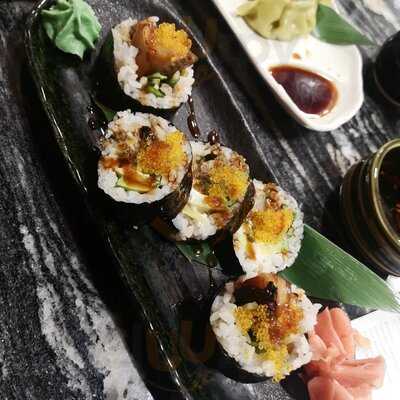 Drgnfly Champagne & Sushi Bar @bobbys