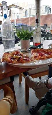 Lazyjacks Restaurant And Bar