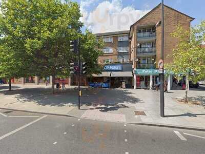 Greggs London