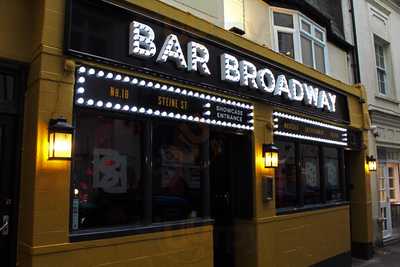 Bar Broadway