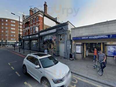 Famous Three Kings Fulham