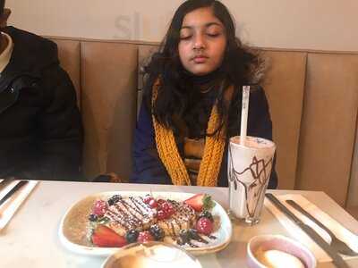 Ines Cafe & Restaurant