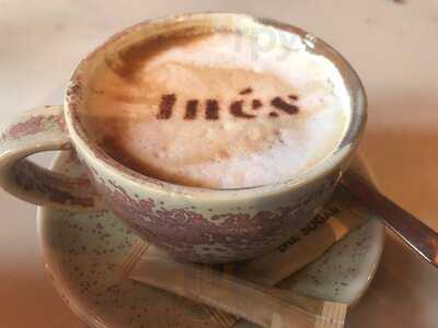 Ines Cafe & Restaurant