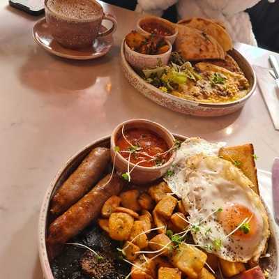 Ines Cafe & Restaurant