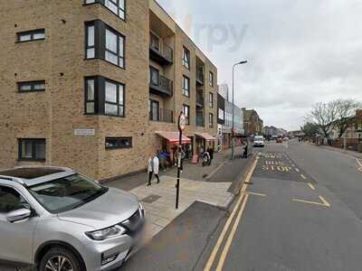 Hard Lines Cafe & Roastery