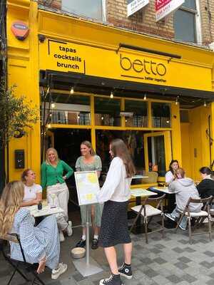 Betto Tapas Restaurant & Cocktail Bar