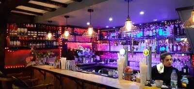 Rocca Mediterranean Kitchen & Cocktail Bar