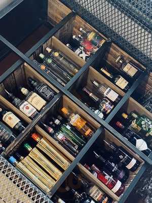 Riverside Bar And Grill