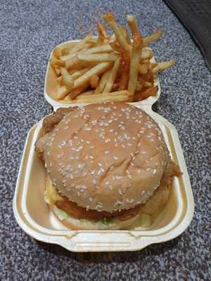 Syd's Chicken & Pizza