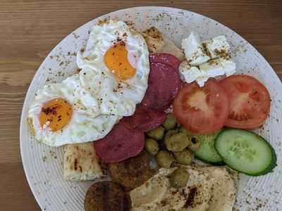 Zaatar Middle Eastern Cafe