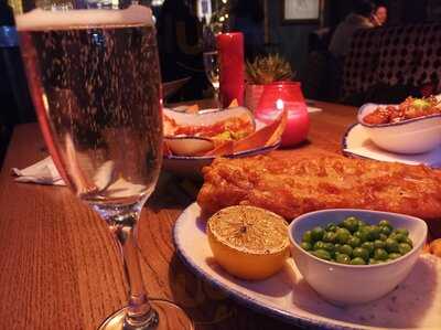 Town And Gown Pub & Theatre