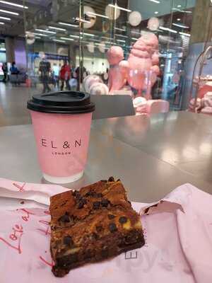 El&n London