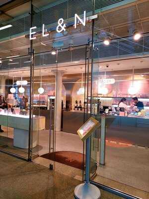 El&n London
