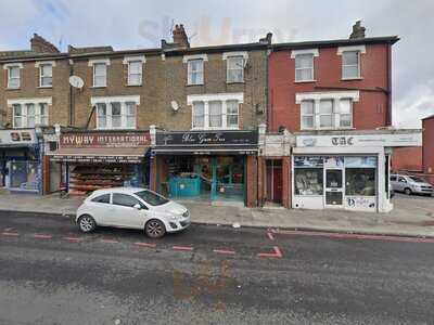 Blue Gum Tree Bistro Cafe Bar