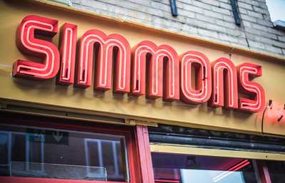 Simmons Bar | Brick Lane