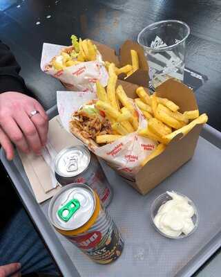 Smashing Plates Wembley