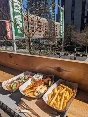 Smashing Plates Wembley