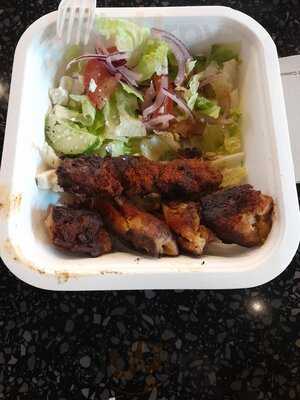 Smashing Plates Tooting