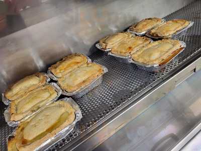 Ernie's Fish And Chips