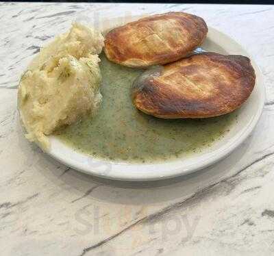 Sainsy's Pie And Mash