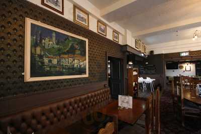 Jubilee Inn Pub