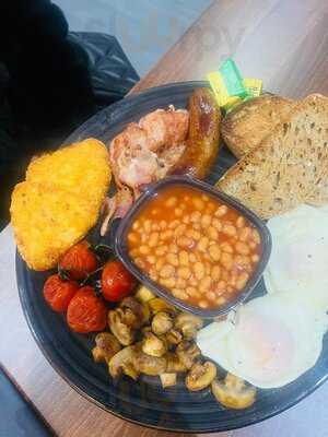 La Valle Cafe & Bistro