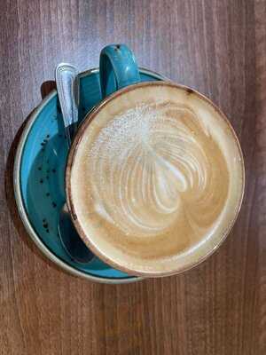 La Valle Cafe & Bistro