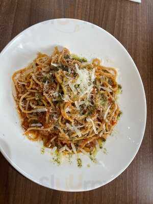 La Valle Cafe & Bistro