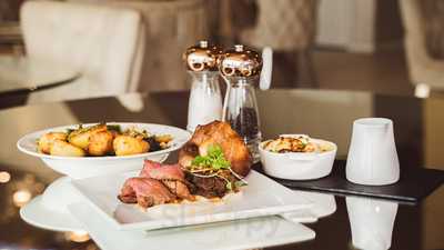 The Feather Restaurant At Newquay Beach Hotel