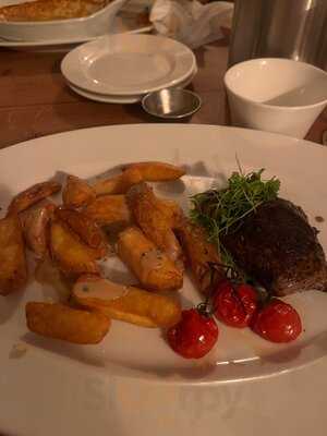 Mr White's Steak, Pizza & Gin House