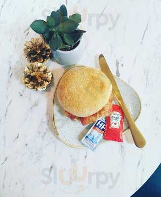 The Vale Cake Boutique